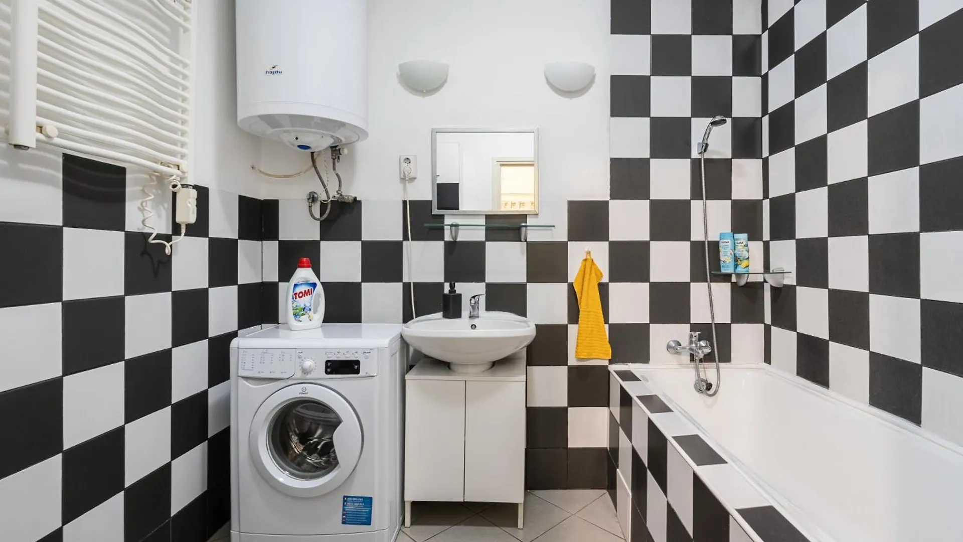Affordable Heroes' Square Residence Boedapest Appartement